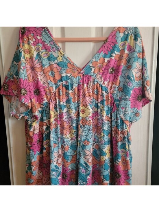 Tops - Women's top